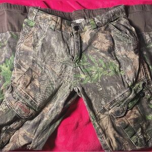 CAMO CARGO LOW WAISTED PANTS SIZE S